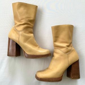 💛 Candies y2k Leather Boots! 💛